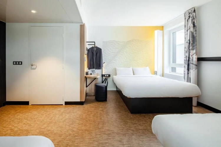 Quadruple room