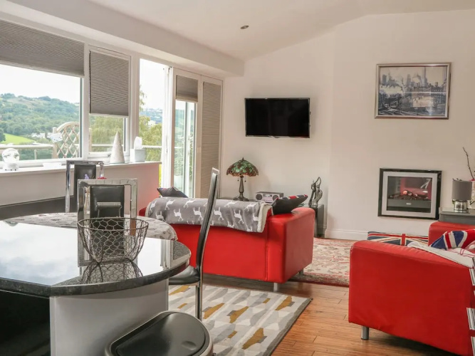 Masson View Apartment