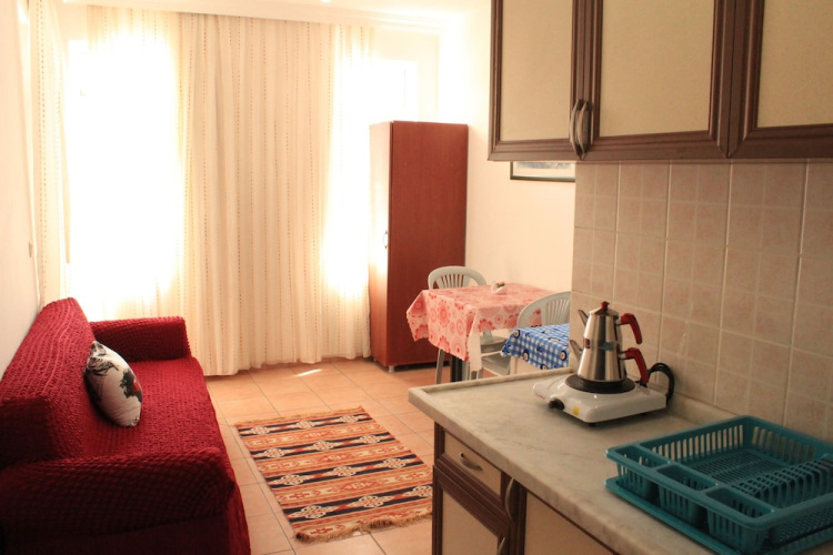 Deniz Apart