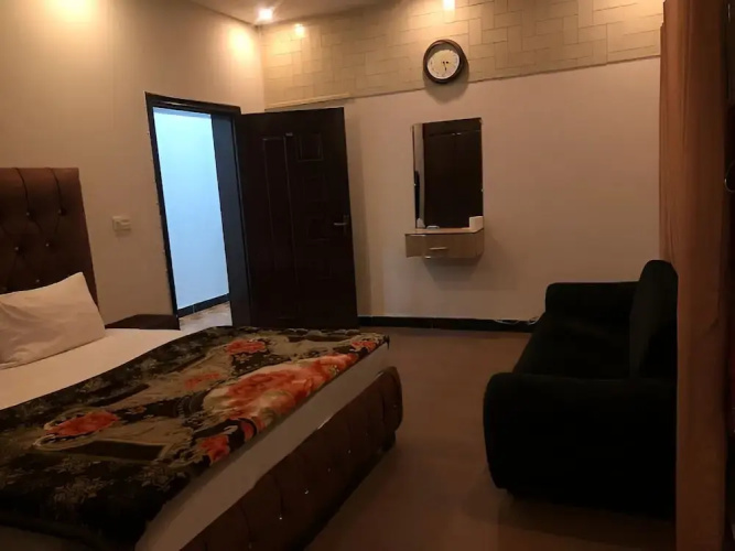 Defence Mark Hotel