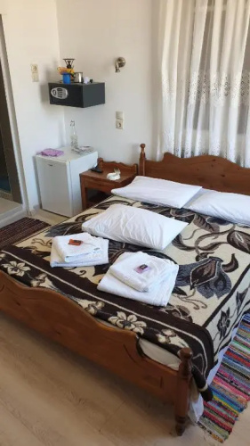 Maro Rooms