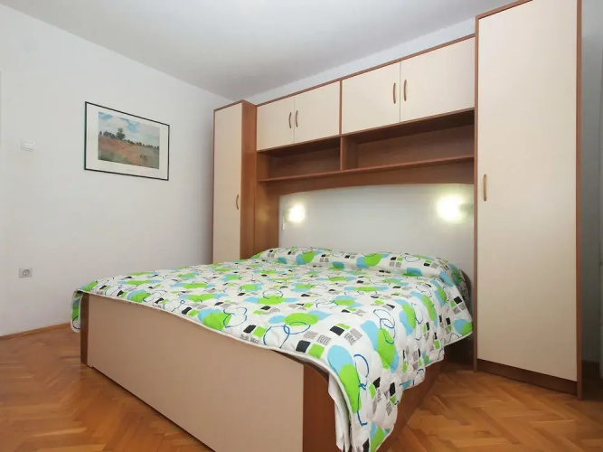 Apartment 1704