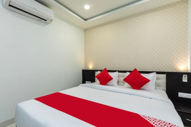 Oyo 42608 Hotel A5