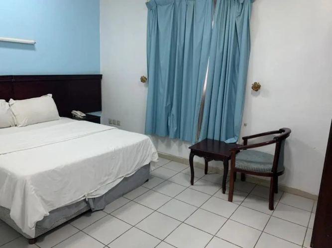 3 Bedrooms Apartment