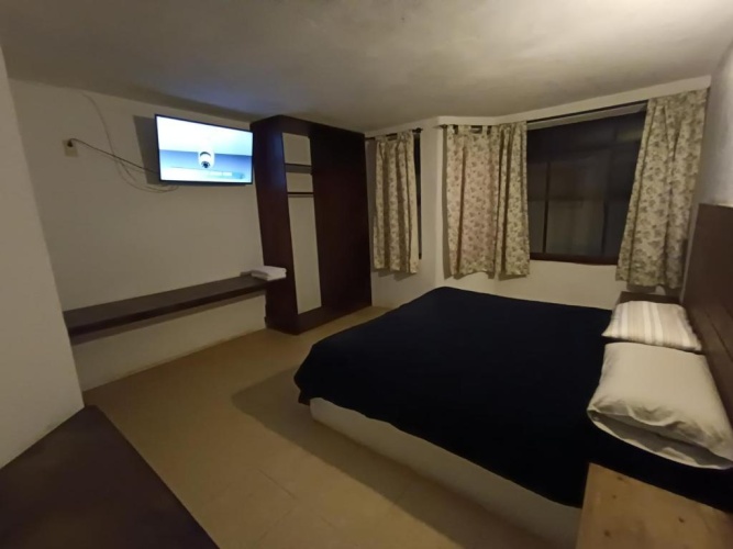 Standard Quadruple room with view