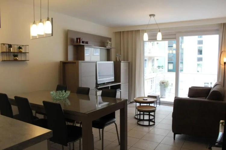 2 Bedrooms Apartment