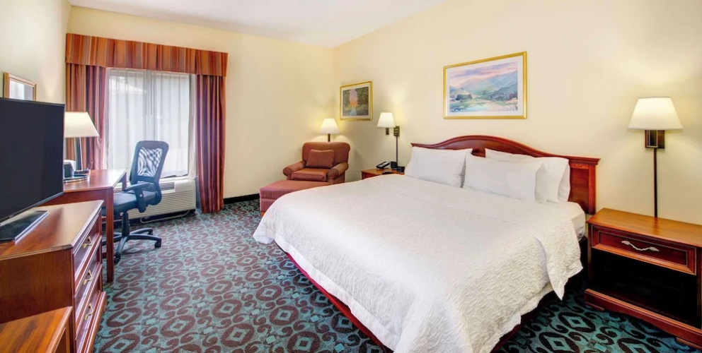 Hampton Inn