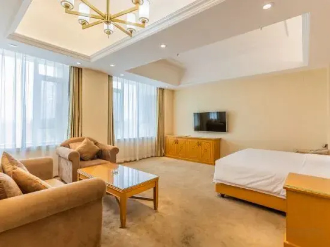 Vienna Hotel (Shenyang Central Street)