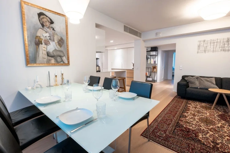 Deluxe Apartment