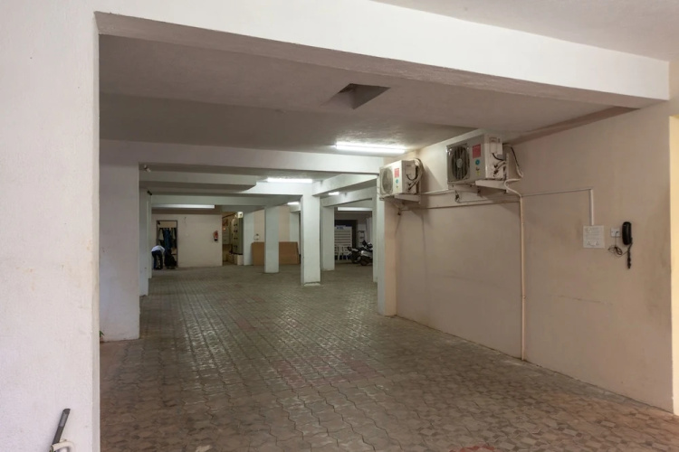 OYO 14872 Annamalai Residency