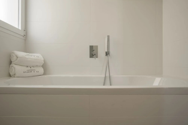 Sasson & Co Luxury 3Bed 3Bath Apartment Hilton Beach
