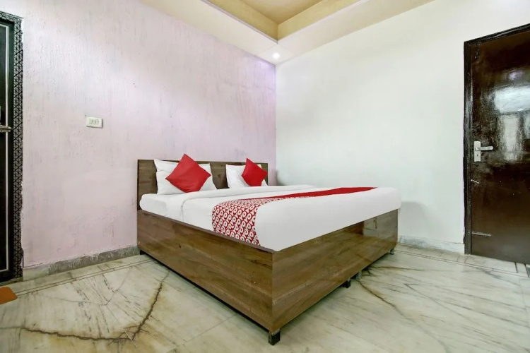 OYO 35941 Hotel Yuvraj Grand