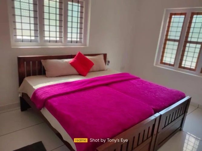 2 Bedrooms Villa