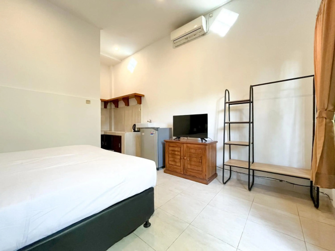 Adi surya guest house