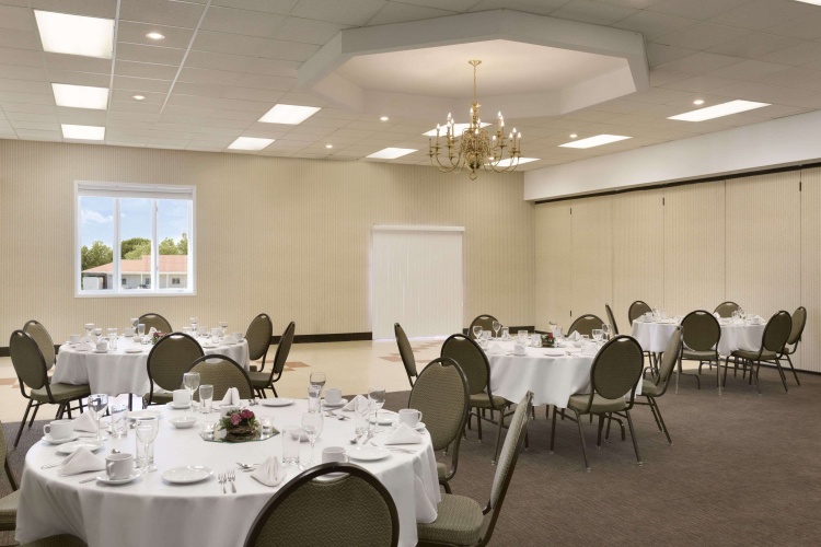 Days Inn By Wyndham Bridgewater Conference Center photo 14