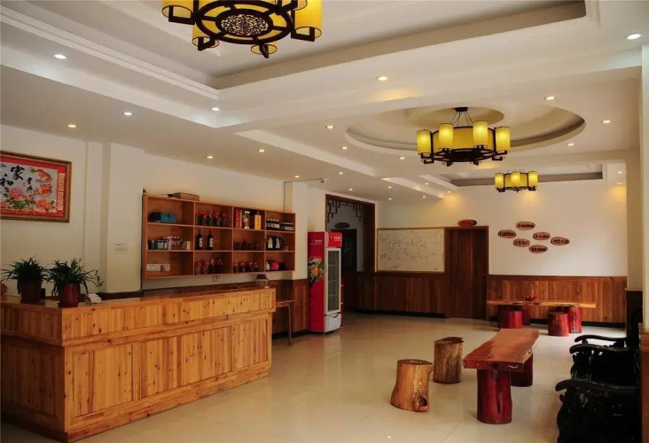 Qingfengge Hostel
