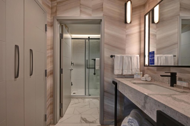 Double Suite with courtyard view