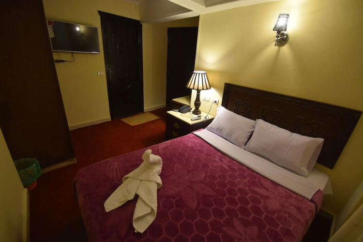 Amin hotel