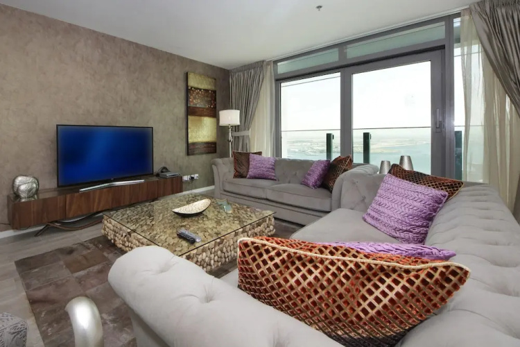 1 Bedroom Apartment in D1 Tower