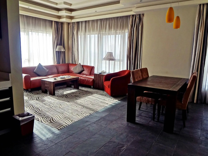 Al Raya Suites