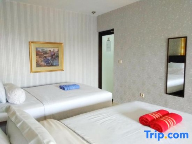 Superior Quadruple room