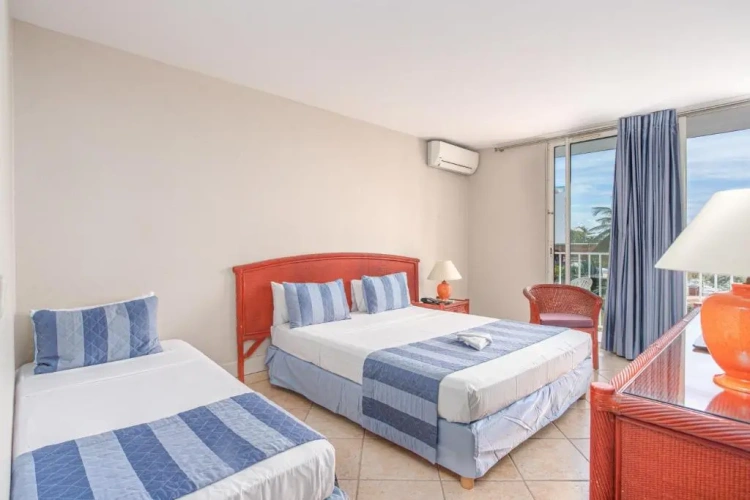 Salako Superior Triple room with sea view