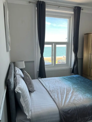 Standard Double room with sea view
