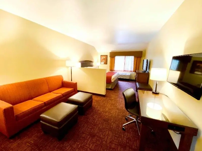 Standard room with balcony