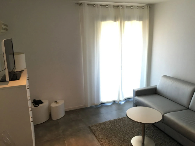Résidence Hôtelière En Aparté