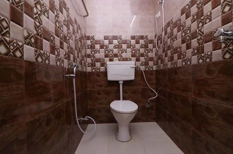 Oyo 23157 Grand Sudershan Hs