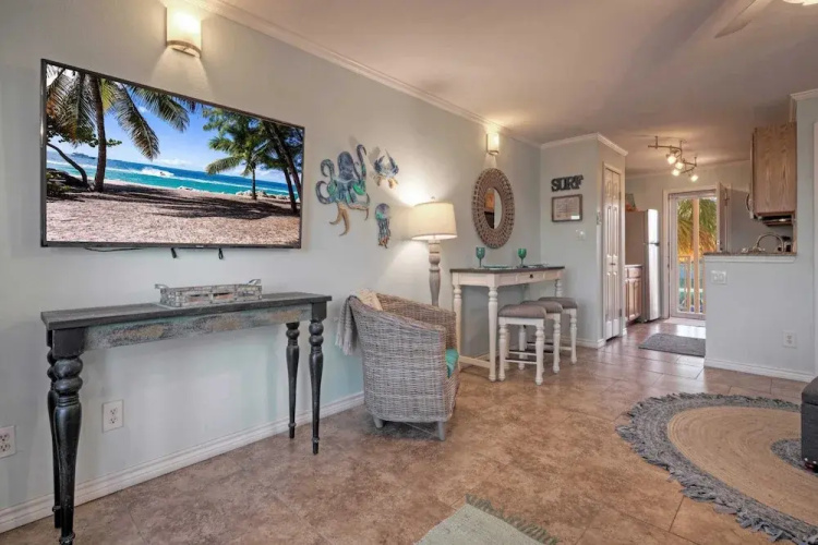 2 Condos in Beachfront Complex Pool Pickleball Bubbly Blew Seaside Blessing