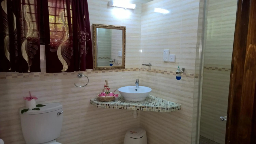Etoile Labrine Guest House