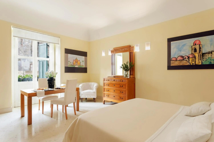 Palazzo Brunaccini Boutique Hotel