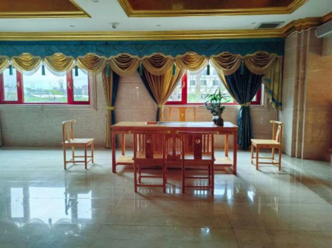 Lujiu Hotel