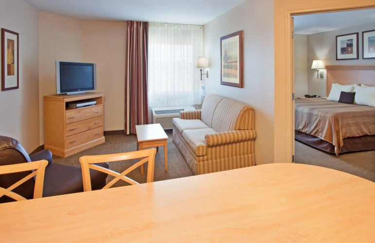 1 Bedroom Double Suite