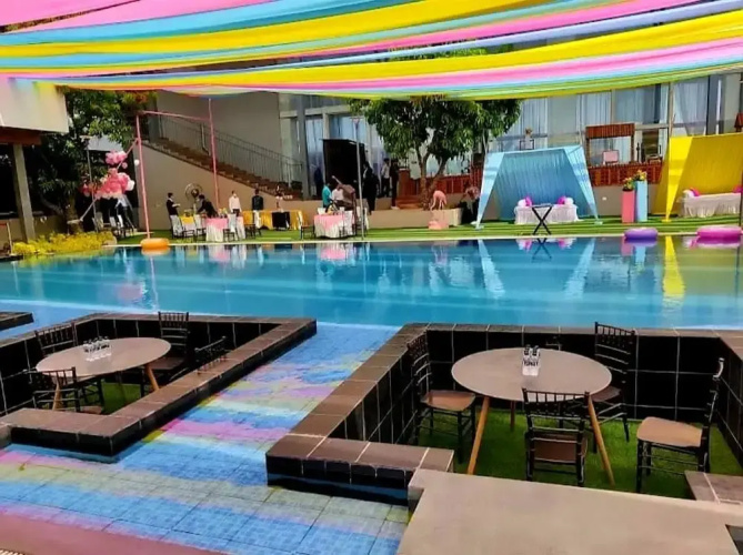 The Democracy Hotel & Resort