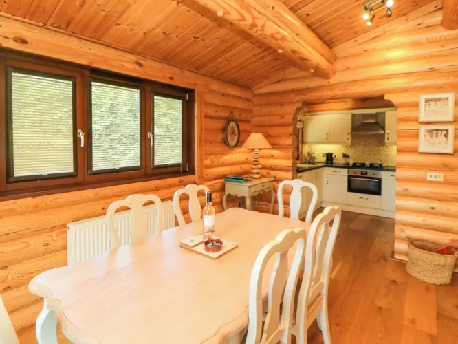 Roseberry Lodge 3