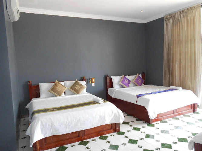 Nice Beach Hotel