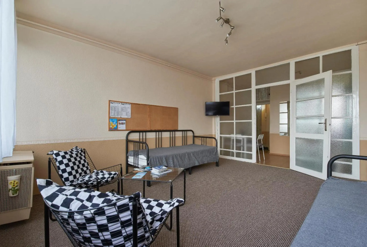 LEM Suburban Apartment