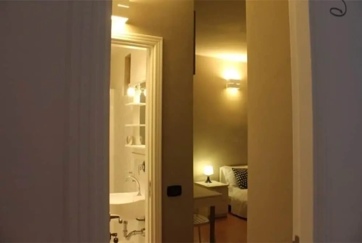Comfort room