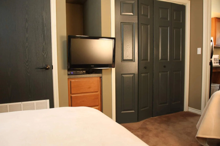 Eagle's Den Suites Cotulla a Travelodge by Wyndham