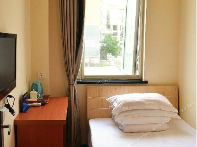 99 Express Inn Tongma Road