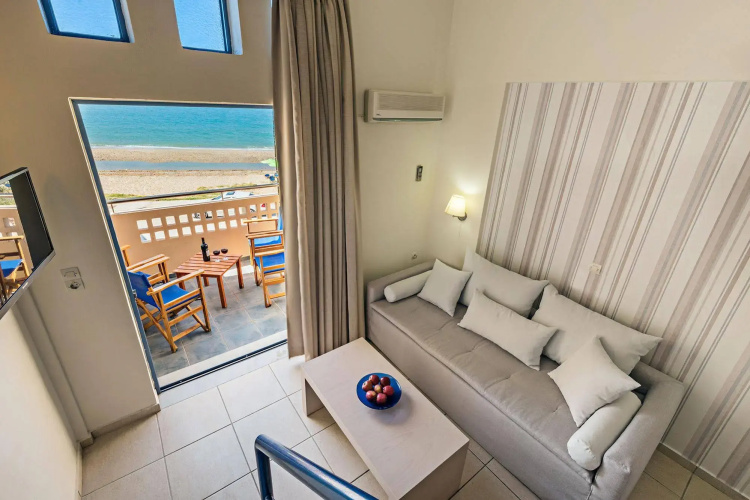 Pearl SeaBreeze Suites