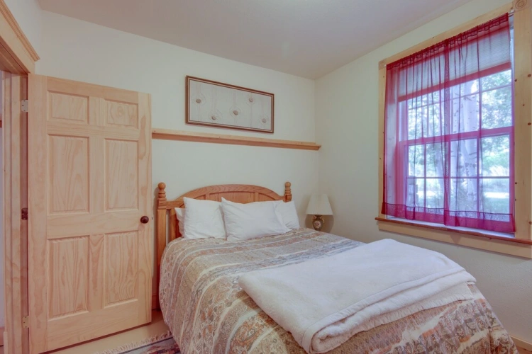6 Bedrooms Cottage