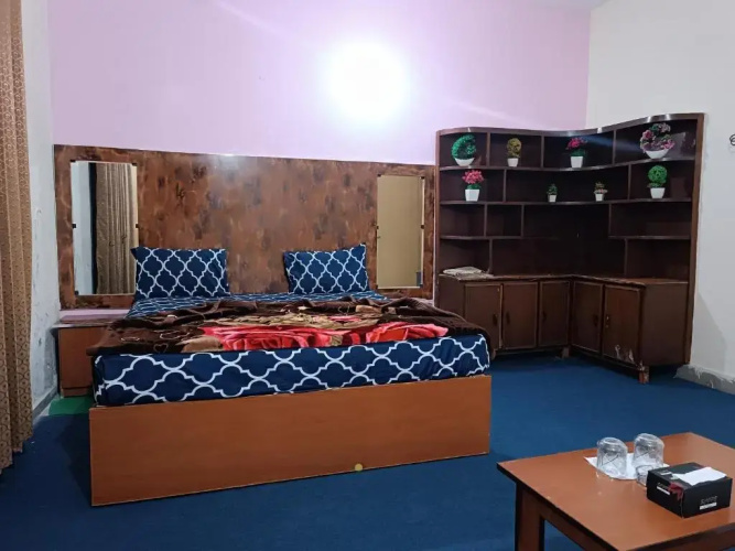 Lasani Hotel Lahore