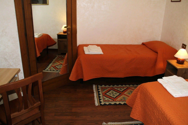 Kosher B&B The Home in Rome