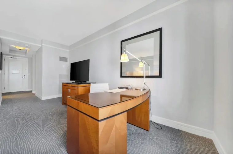 Four Seasons Studio Kitchen