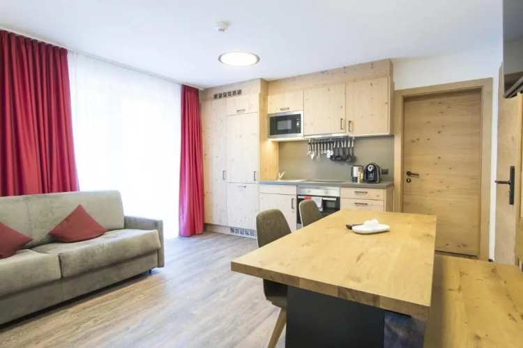 1 Bedroom Apartment with balcony