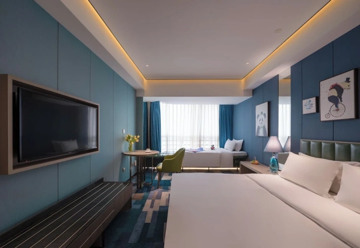 Standard Triple Family room
