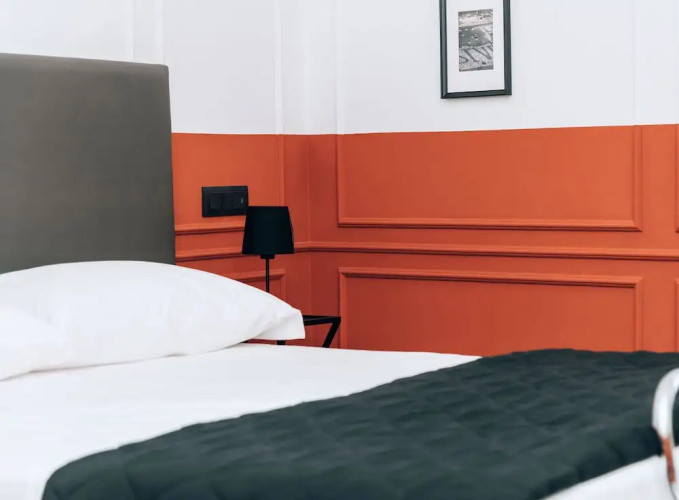 Four - Acanfora Suites